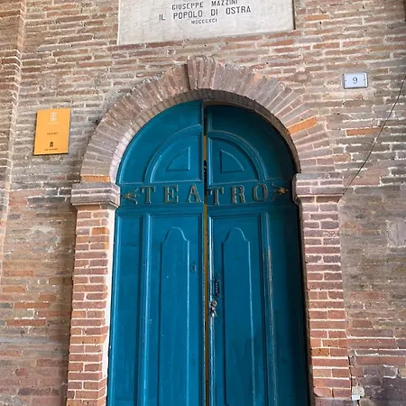 Ladolcevita *
